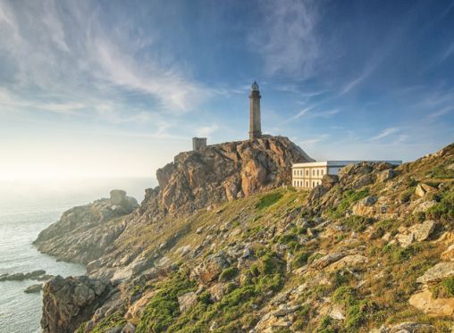 SUR LES CHEMINS DE SAINT JACQUES DE COMPOSTELLE - Image catalogue 2